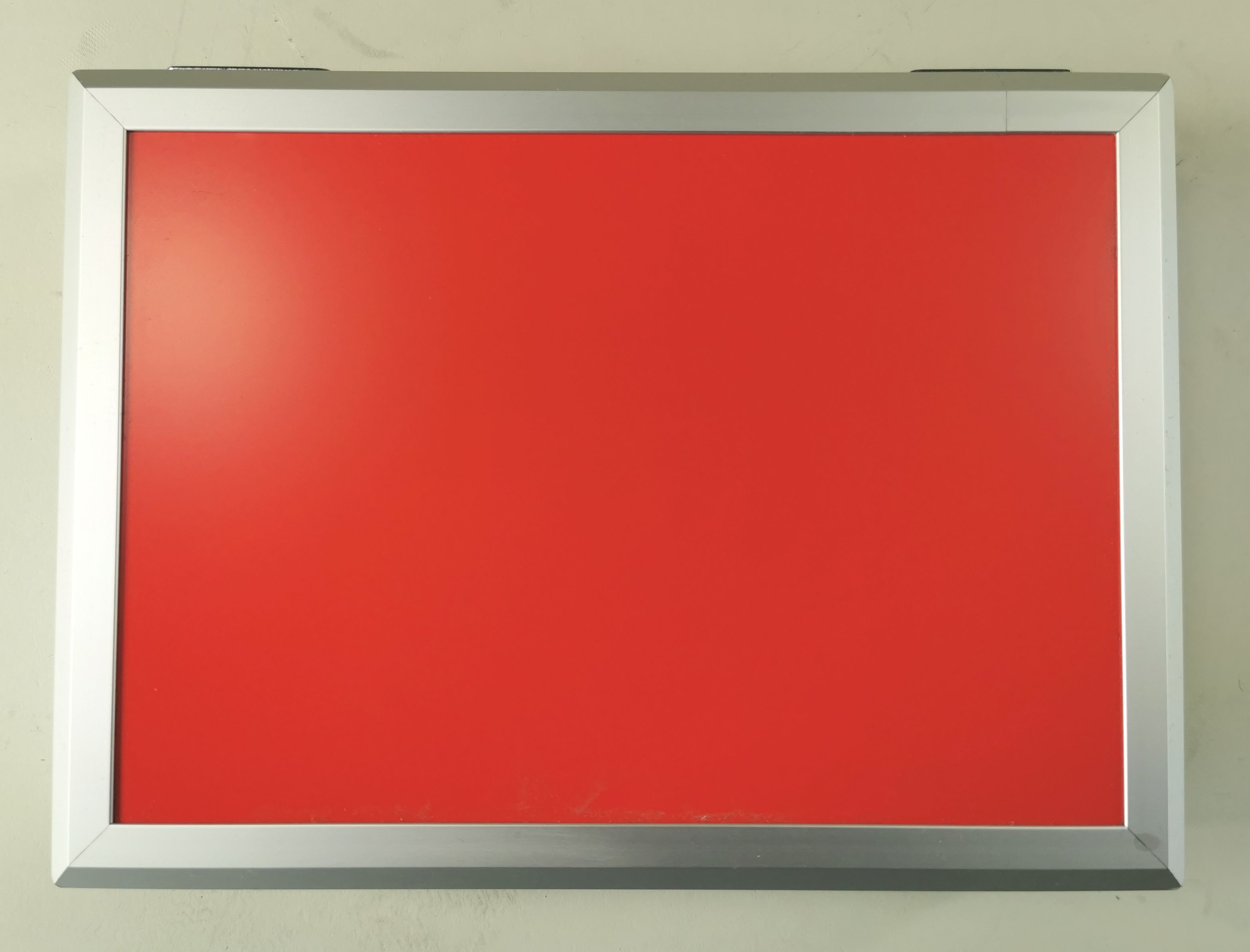 SOLID-LITE ETUI Aluminium-Case rot