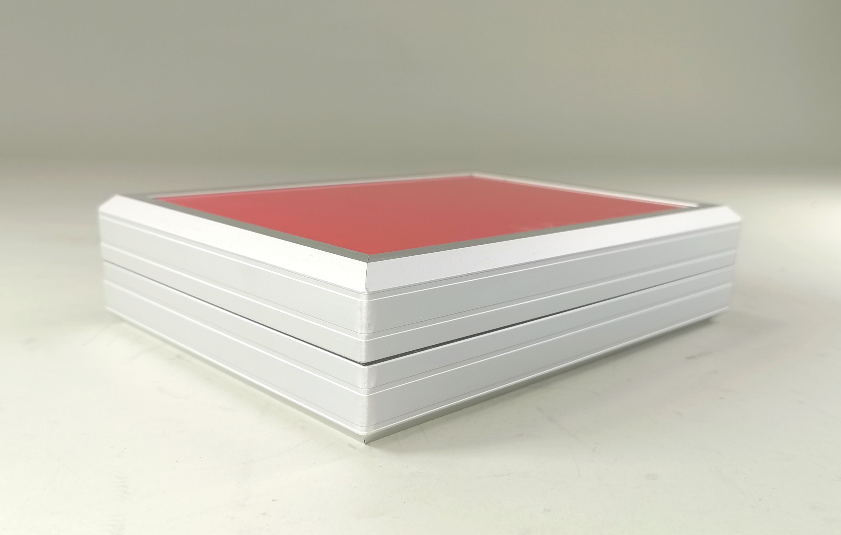SOLID-LITE ETUI Aluminium-Case rot